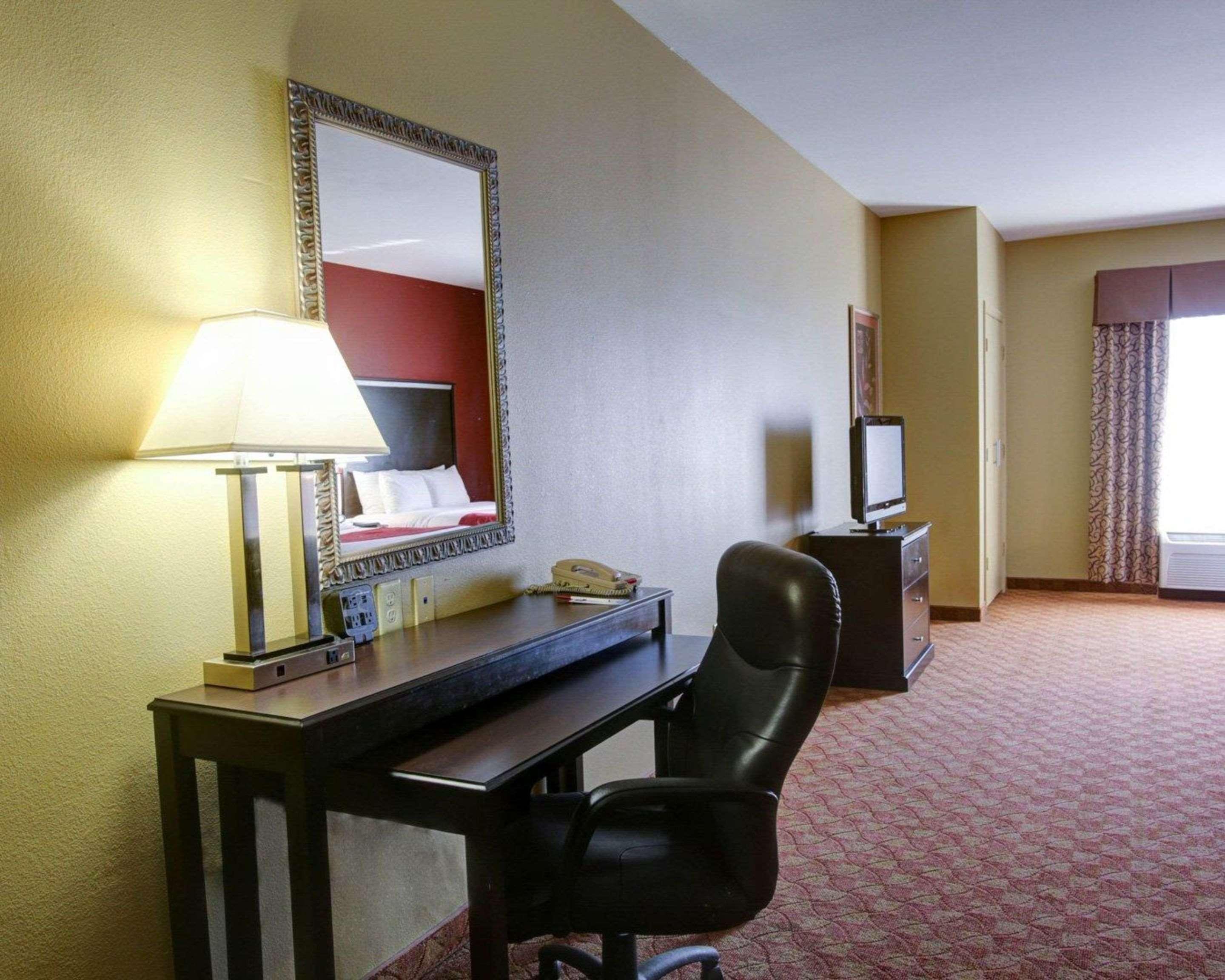 Comfort Suites Old Town Spring Luaran gambar