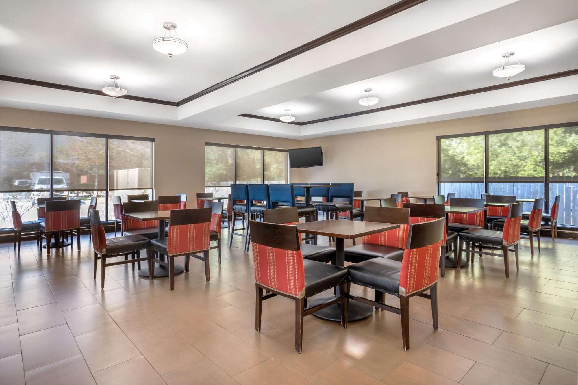 Comfort Suites Old Town Spring Luaran gambar